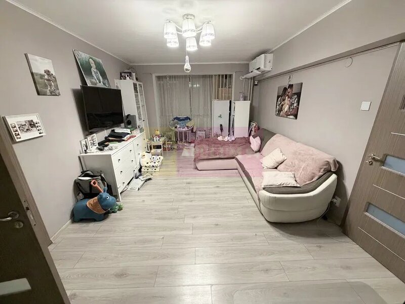 Vanzre apartament 2 camere -Calea Vitan-Auchan